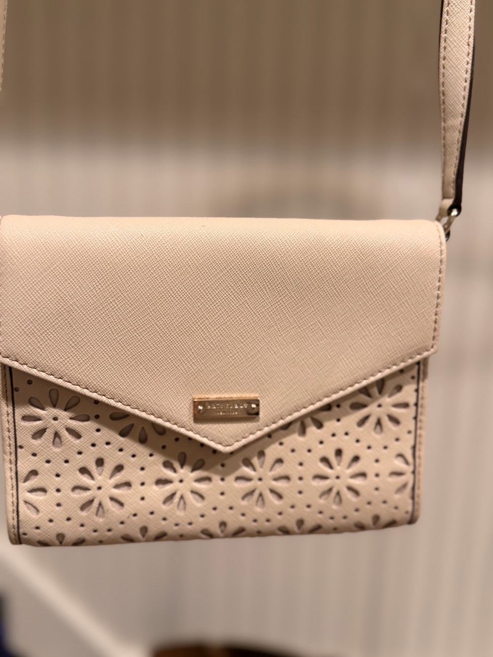 Kate Spade Cream Floral Laser-Cut mini wallet Crossbody Bag